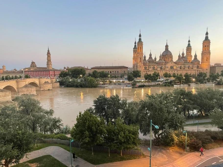 Apartamento Con Vistas Al Pilar Con Aparcamiento Privado Сарагоса Экстерьер фото